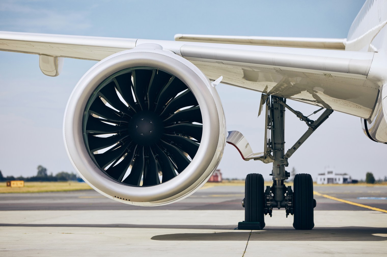 adobestock_367335940 Turbofan engine on a parked airliner, illustrating FADEC and safety-critical engine control software development